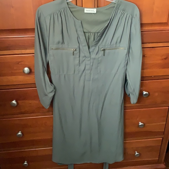 Women’s 3/4 sleeve dress with tie waste - Picture 2 of 2